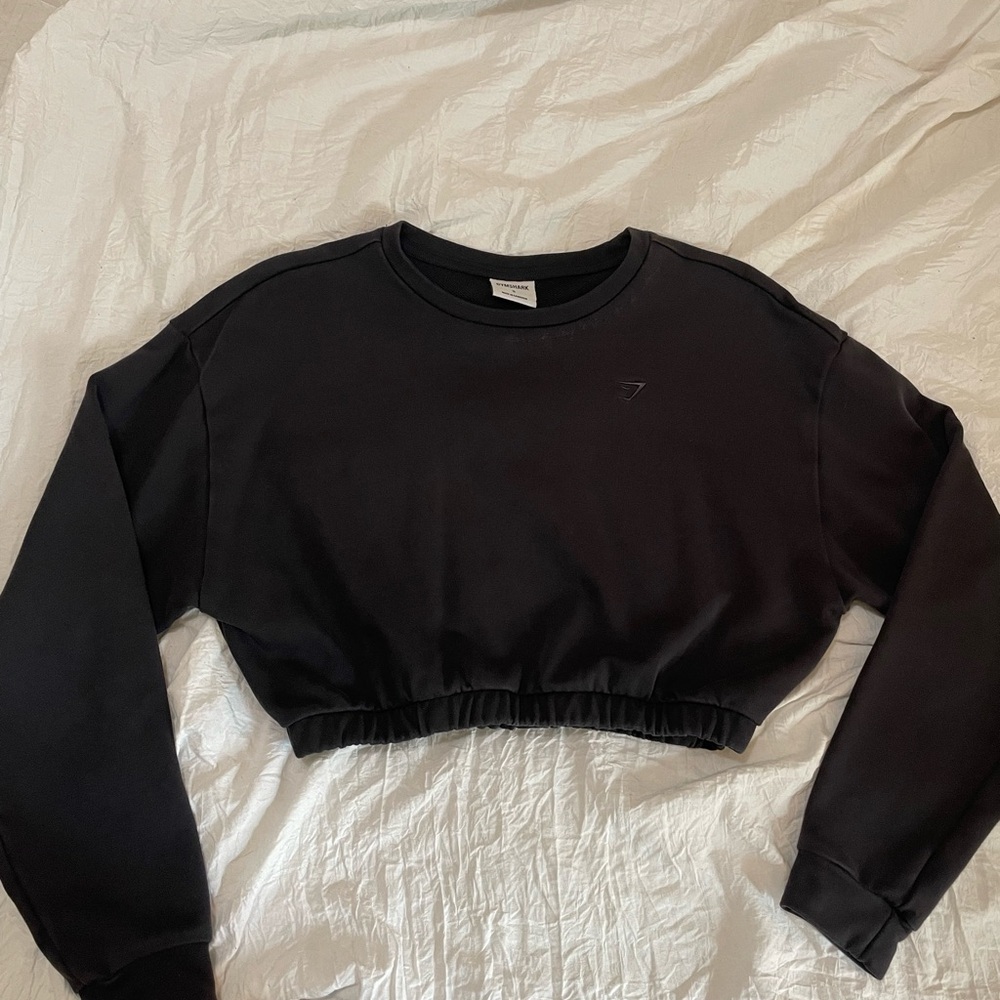 Gymshark Black Relaxed Crop Sweatshirt